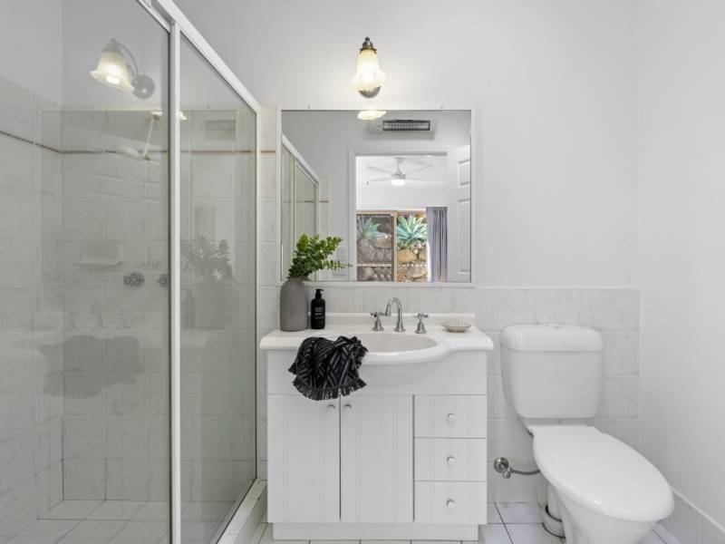 29 Glastonbury Drive, Mudgeeraba, QLD 4213 AUS