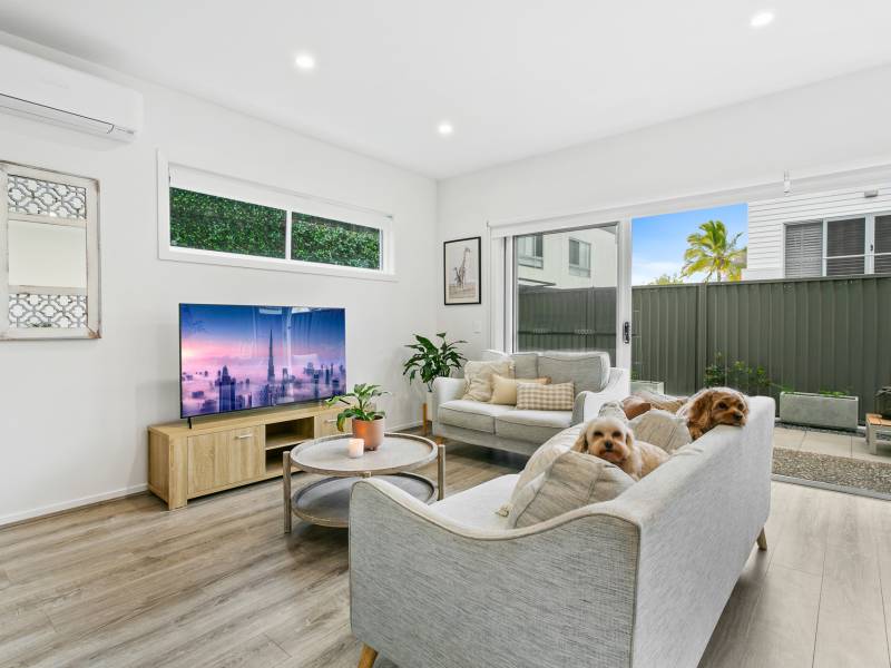 5/134 Eugaree Street, Southport, QLD 4215 AUS