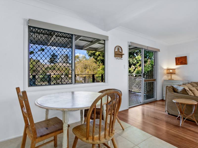 74 Worendo Street, Southport, QLD 4215 AUS