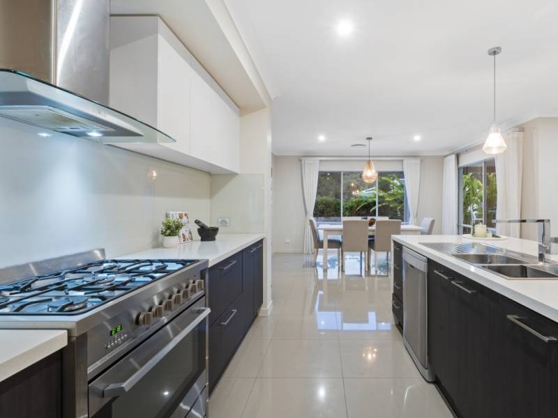 10 Greenview Place, Reedy Creek, QLD 4227 AUS