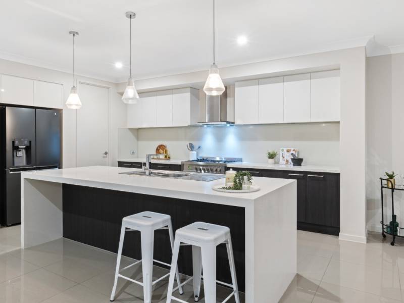 10 Greenview Place, Reedy Creek, QLD 4227 AUS