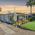 17 Second Avenue, Labrador, QLD 4215 AUS