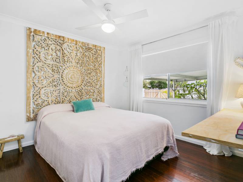 2 Neville Avenue, Southport, QLD 4215 AUS