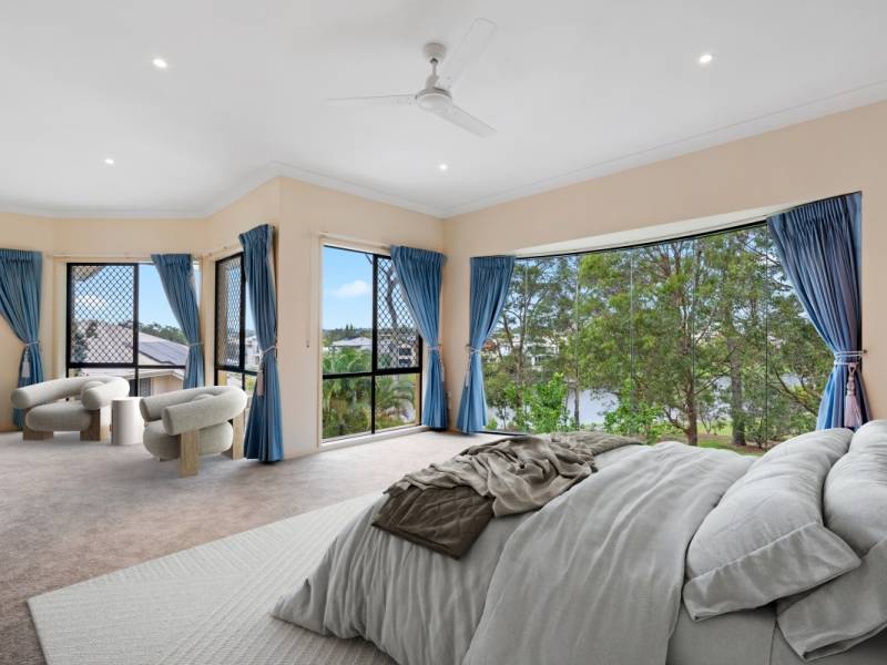 5 Waimea Drive, Varsity Lakes, QLD 4227 AUS