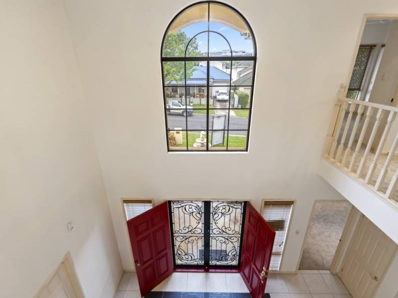 5 Waimea Drive, Varsity Lakes, QLD 4227 AUS