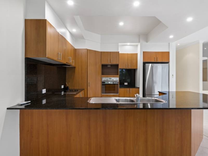 5 Waimea Drive, Varsity Lakes, QLD 4227 AUS