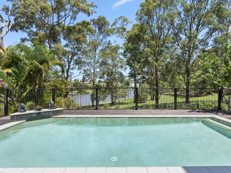 5 Waimea Drive, Varsity Lakes, QLD 4227 AUS