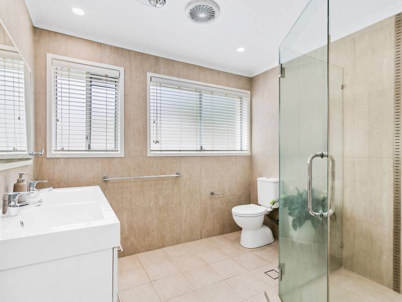 7 Merinda Court, Southport, QLD 4215 AUS