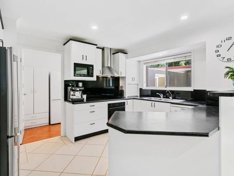 7 Merinda Court, Southport, QLD 4215 AUS
