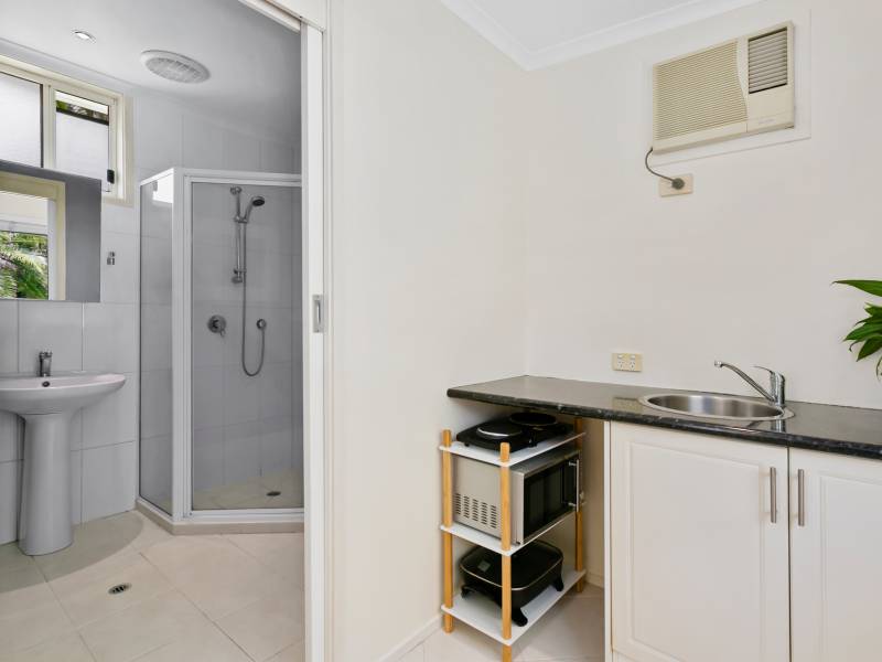 7 Merinda Court, Southport, QLD 4215 AUS