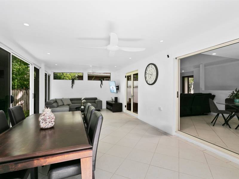 7 Merinda Court, Southport, QLD 4215 AUS