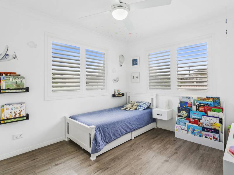 1/38-40 Robert Street, Labrador, QLD 4215 AUS