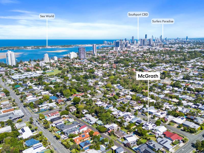 19 First Avenue, Labrador, QLD 4215 AUS