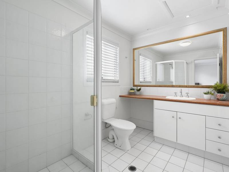 100 Cotlew Street, Southport, QLD 4215 AUS