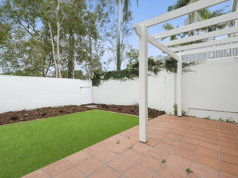 100 Cotlew Street, Southport, QLD 4215 AUS