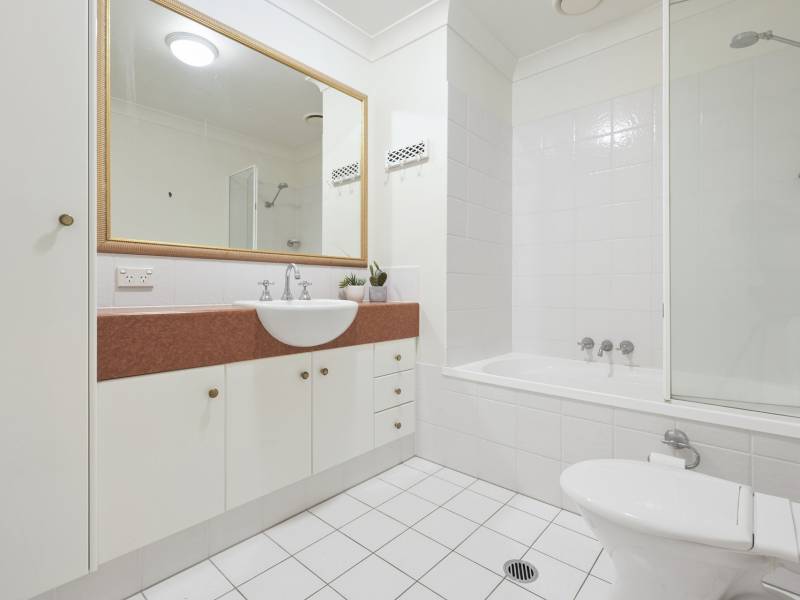 100 Cotlew Street, Southport, QLD 4215 AUS