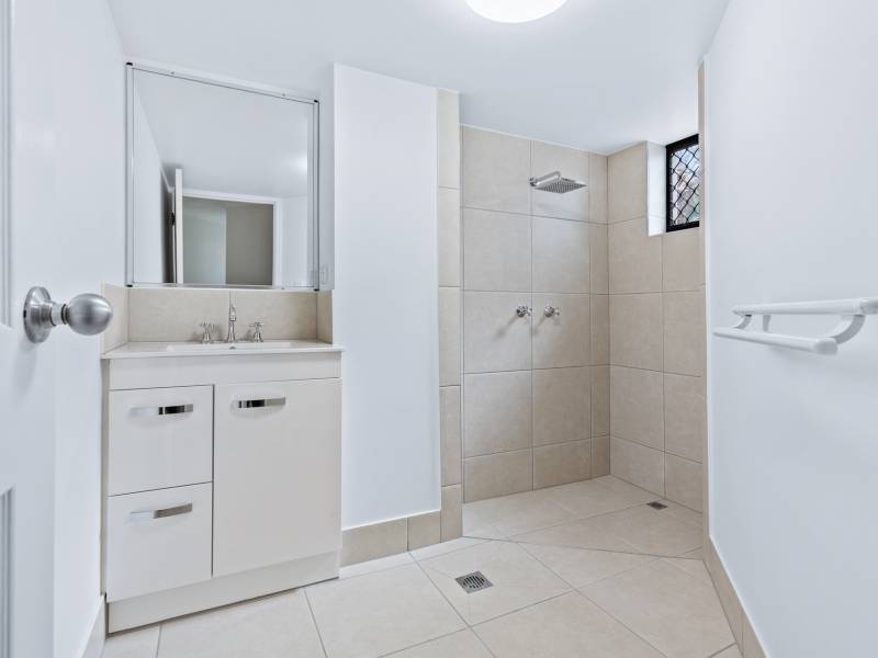 5/84 High Street, Southport, QLD 4215 AUS