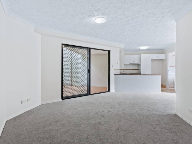 5/84 High Street, Southport, QLD 4215 AUS