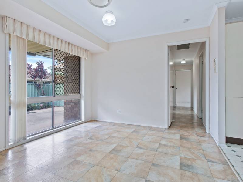 19 Melbourne Road, Arundel, QLD 4214 AUS