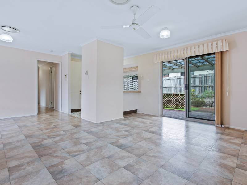 19 Melbourne Road, Arundel, QLD 4214 AUS