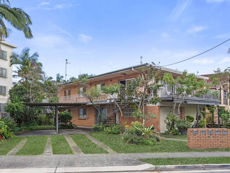 2/34 Tarcoola Crescent, Surfers Paradise, QLD 4217 AUS
