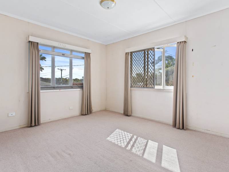 6 Saltash Street, Labrador, QLD 4215 AUS