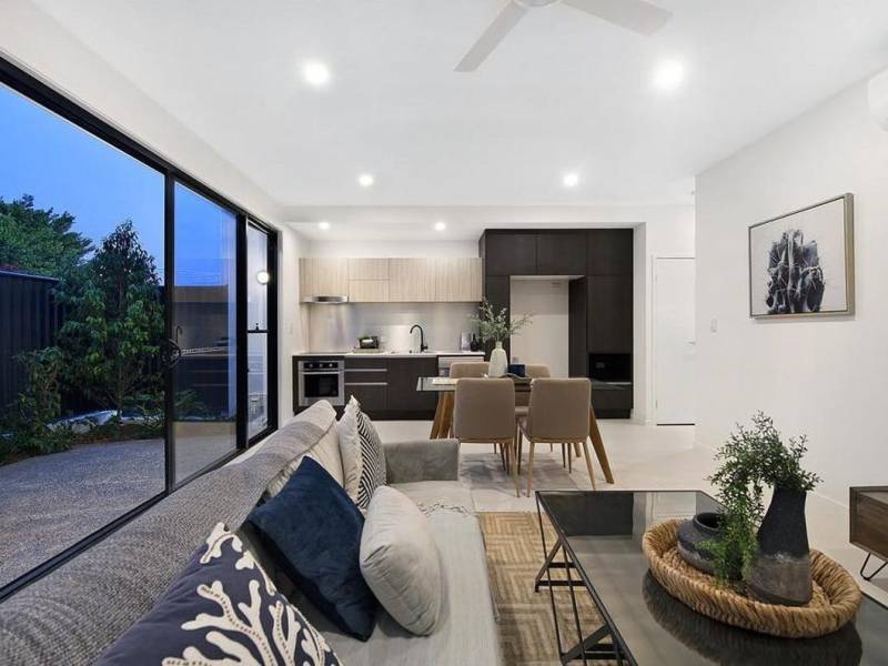 4/77 Musgrave Avenue, Labrador, QLD 4215 AUS