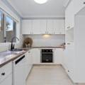 10/100 Cotlew Street East, Southport, QLD 4215 AUS