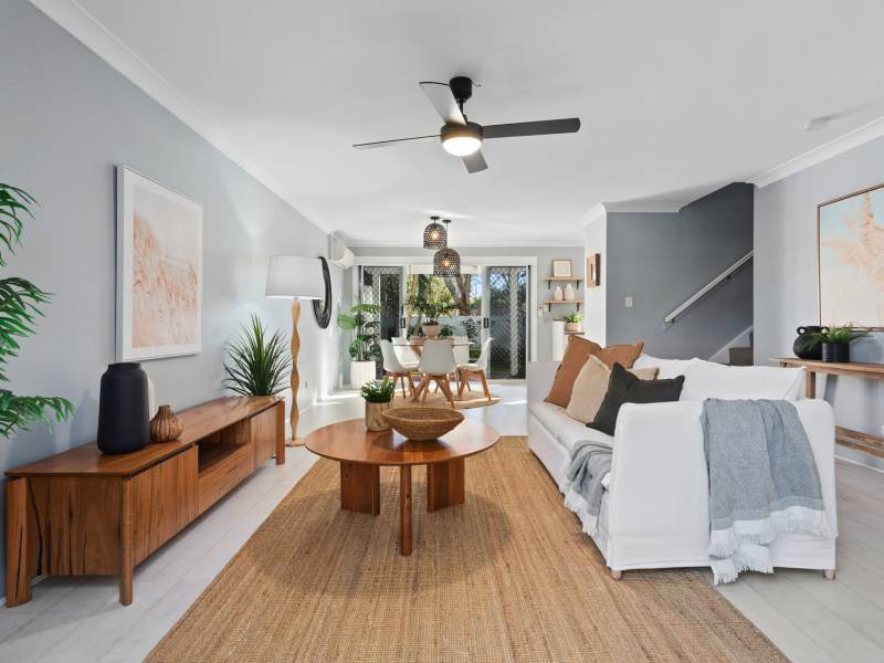 10/100 Cotlew Street East, Southport, QLD 4215 AUS