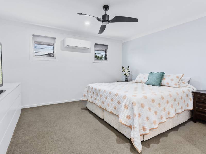 4/60 Broad Street, Labrador, QLD 4215 AUS