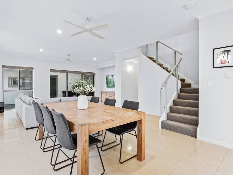 4/60 Broad Street, Labrador, QLD 4215 AUS