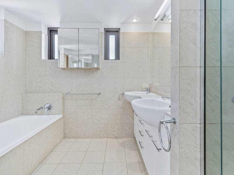 3102/50 Marine Parade, Southport, QLD 4215 AUS