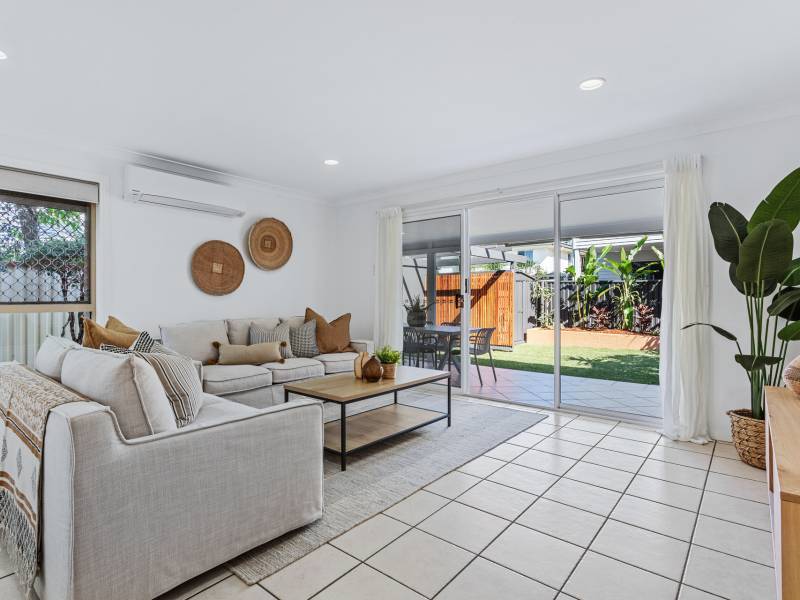 1/38A Middle Street, Labrador, QLD 4215 AUS