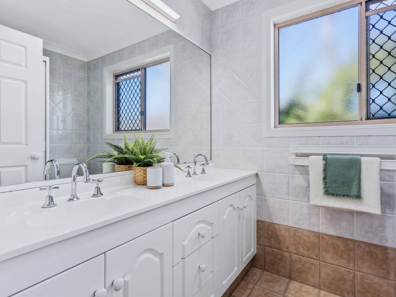 1/38A Middle Street, Labrador, QLD 4215 AUS