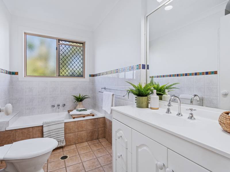 1/38A Middle Street, Labrador, QLD 4215 AUS