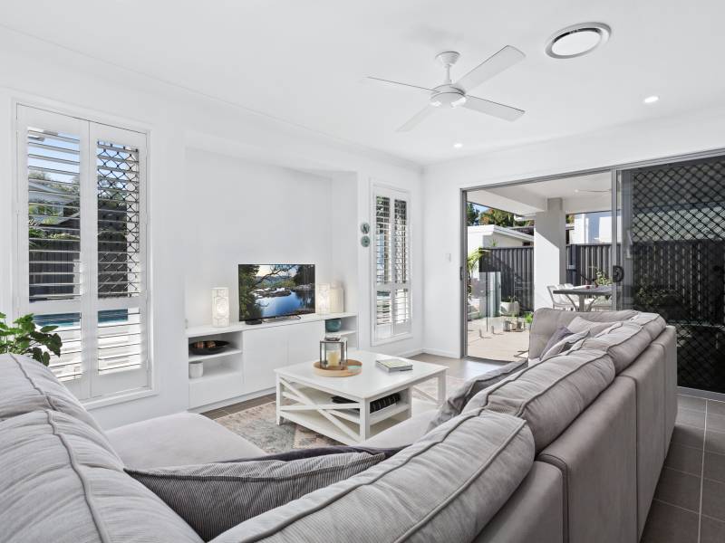 7 Goss Avenue, Labrador, QLD 4215 AUS