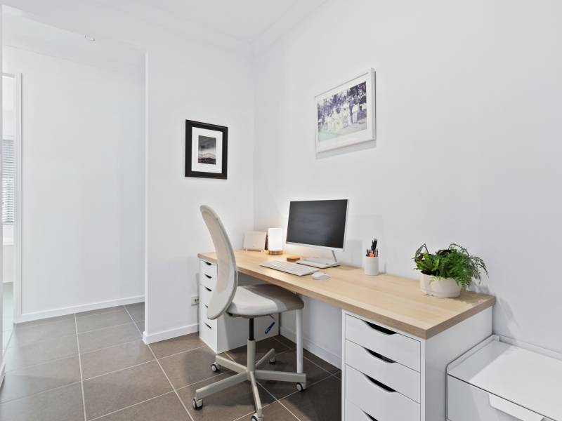 7 Goss Avenue, Labrador, QLD 4215 AUS