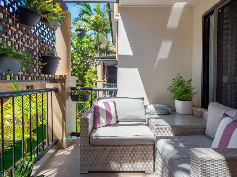 4/23 Bath Street, Labrador, QLD 4215 AUS