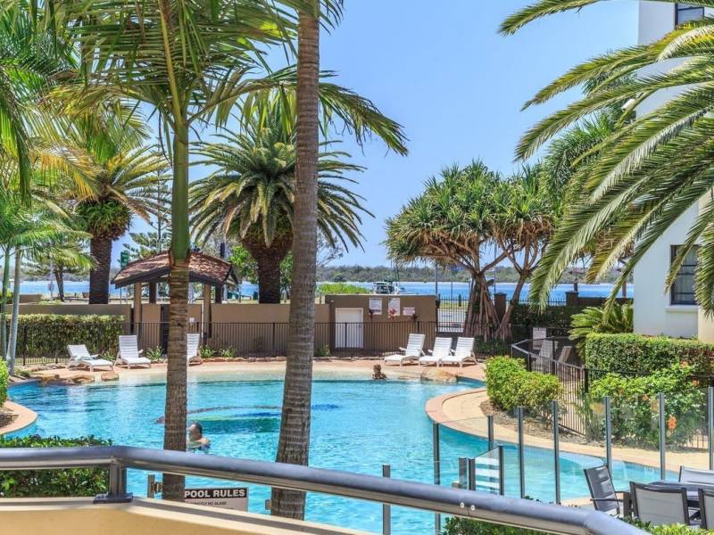 4/23 Bath Street, Labrador, QLD 4215 AUS