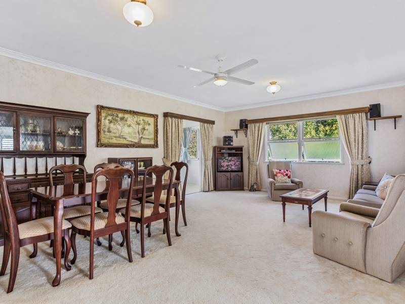 25 Muir Street, Labrador, QLD 4215 AUS