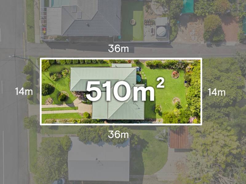 25 Muir Street, Labrador, QLD 4215 AUS