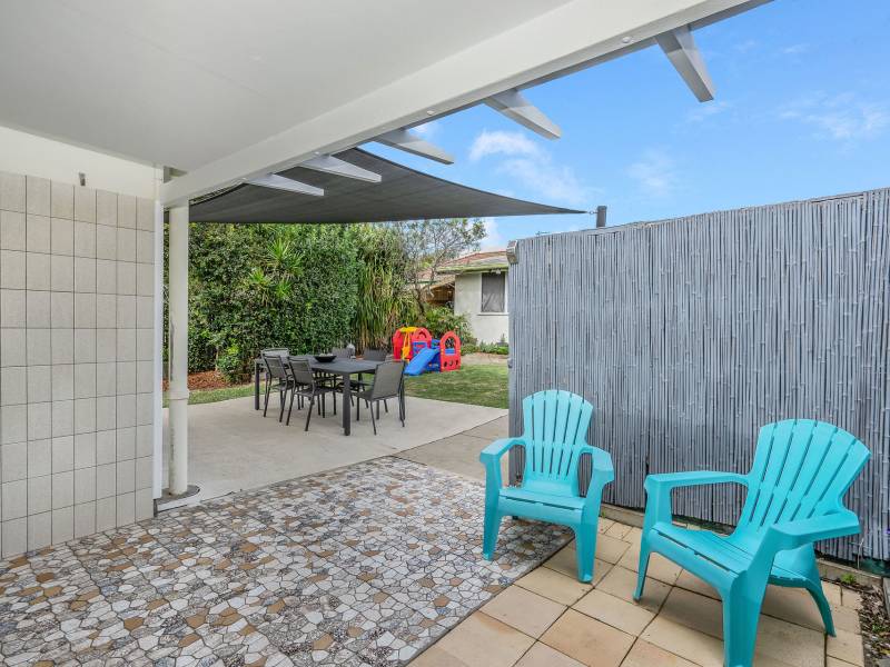 70 Robert Street, Labrador, QLD 4215 AUS