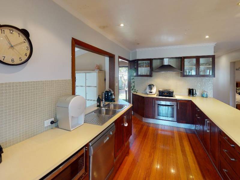 2 Mary Street, Labrador, QLD 4215 AUS