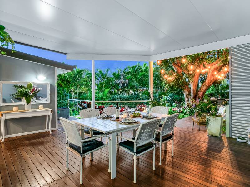 64 Wilson Street, Labrador, QLD 4215 AUS
