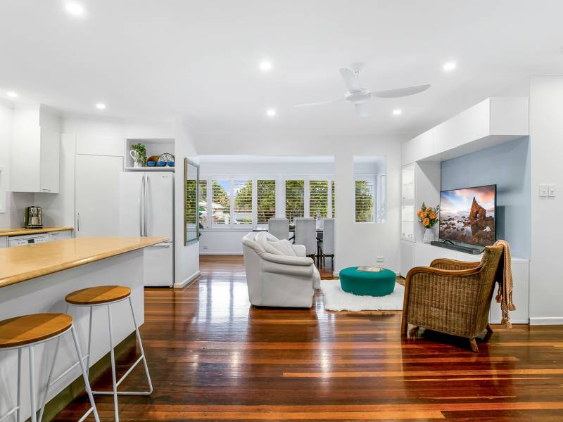 64 Wilson Street, Labrador, QLD 4215 AUS