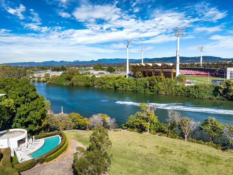 205E/1 Marina Drive, Benowa, QLD 4217 AUS