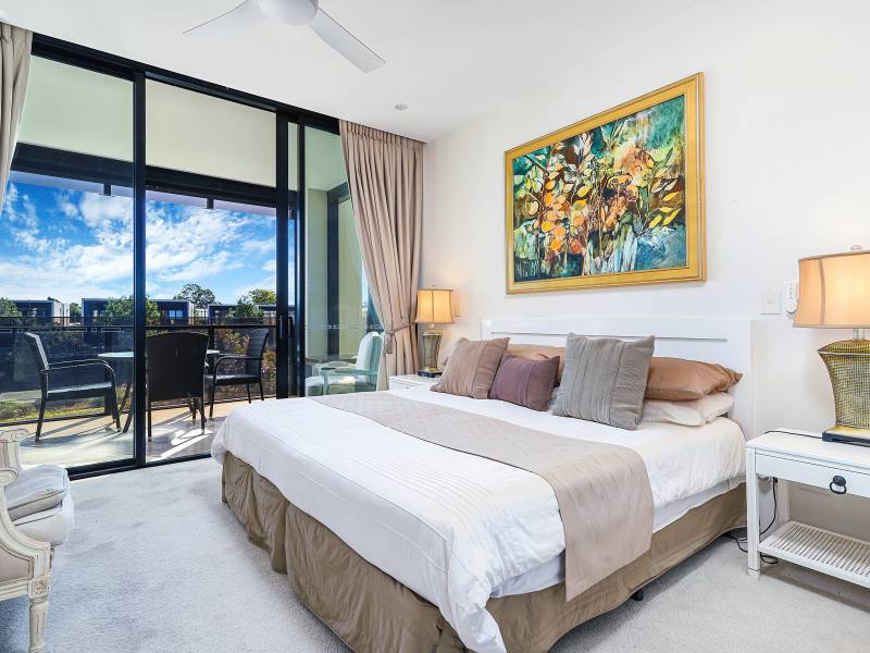 205E/1 Marina Drive, Benowa, QLD 4217 AUS