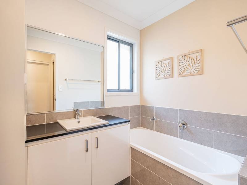 7 Laverton Street, Ormeau, QLD 4208 AUS