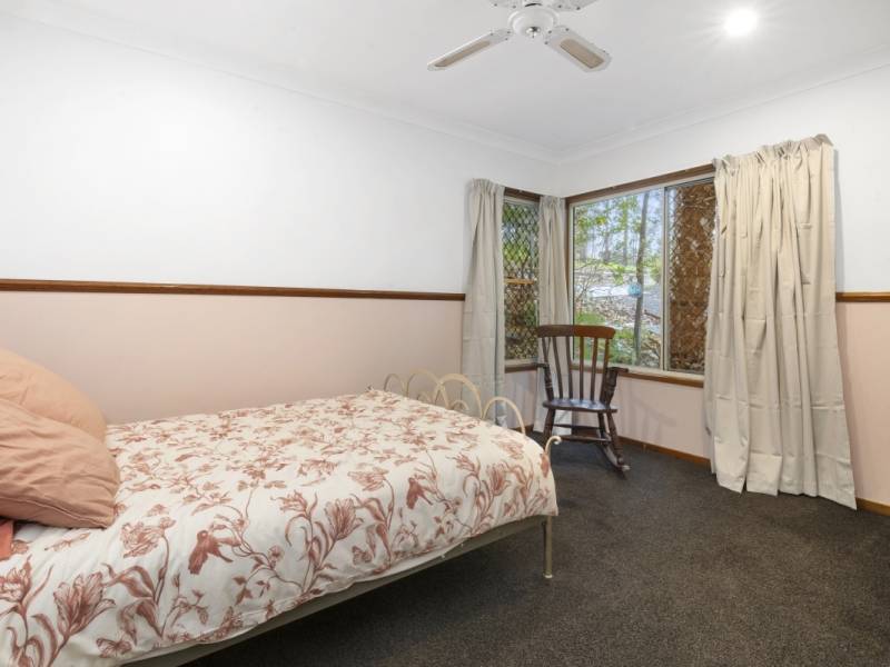 8 Rivett Court, Mudgeeraba, QLD 4213 AUS