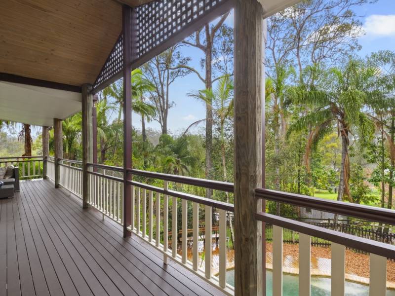 8 Rivett Court, Mudgeeraba, QLD 4213 AUS